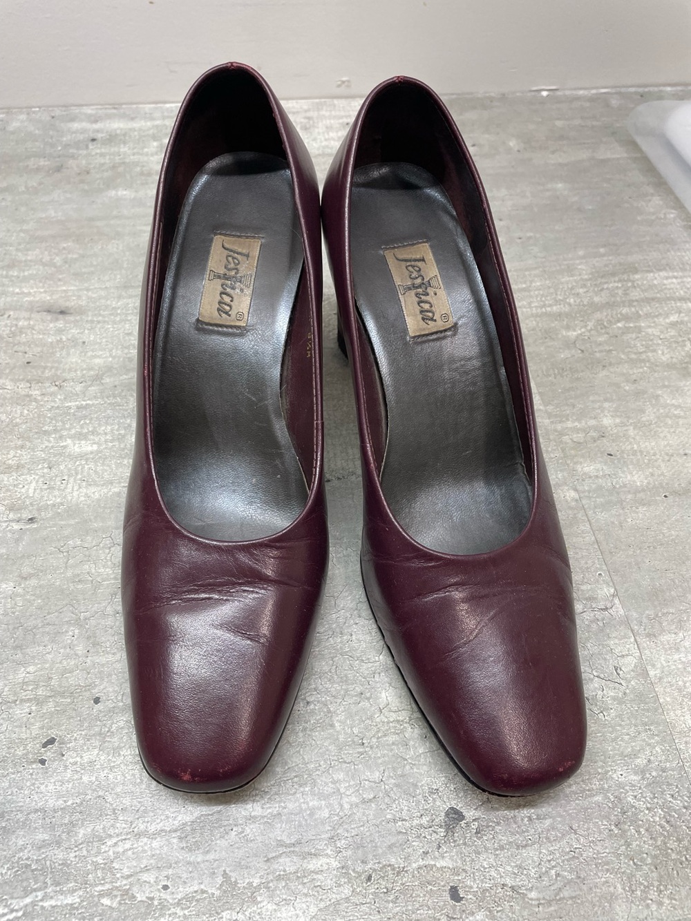 Jessica Hark Pumps Womens 8.5 Burgundy Leather Block Heel Square Toe Vintage
